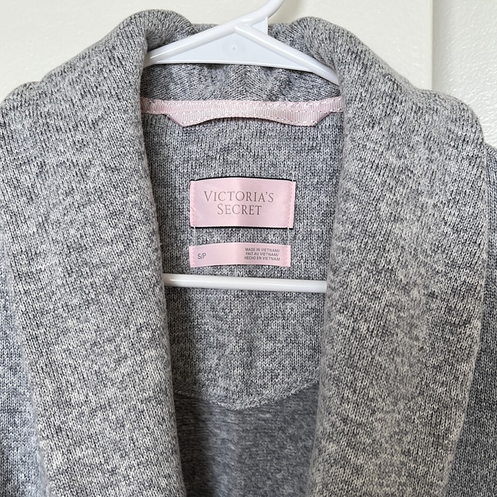 Cozy Robe - Picture 9 of 10